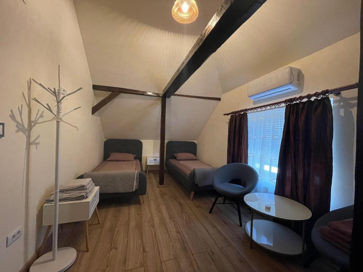 Battonya House Διαμέρισμα Εξωτερικό φωτογραφία